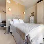 Apartamento ático Parque Kotinoussa *